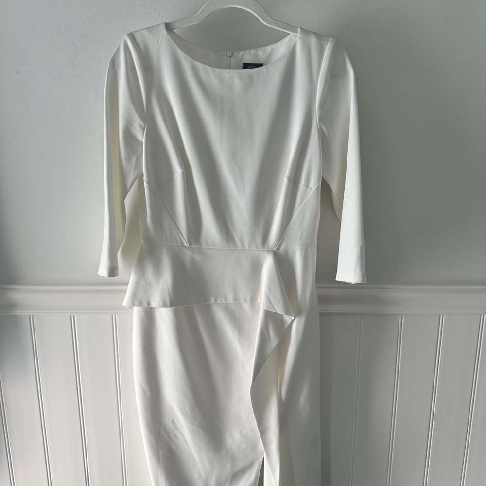 VINCE CAMUTO White Dress